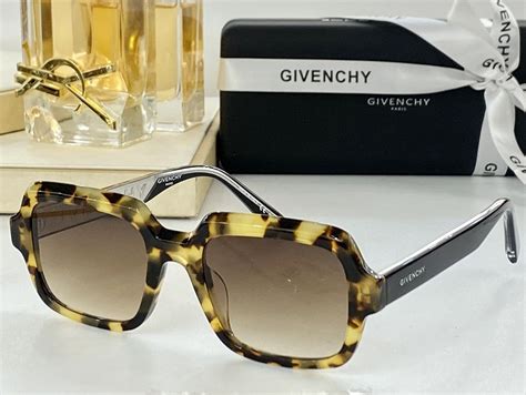 givenchy star sunglasses replica|how to spot Givenchy clothing.